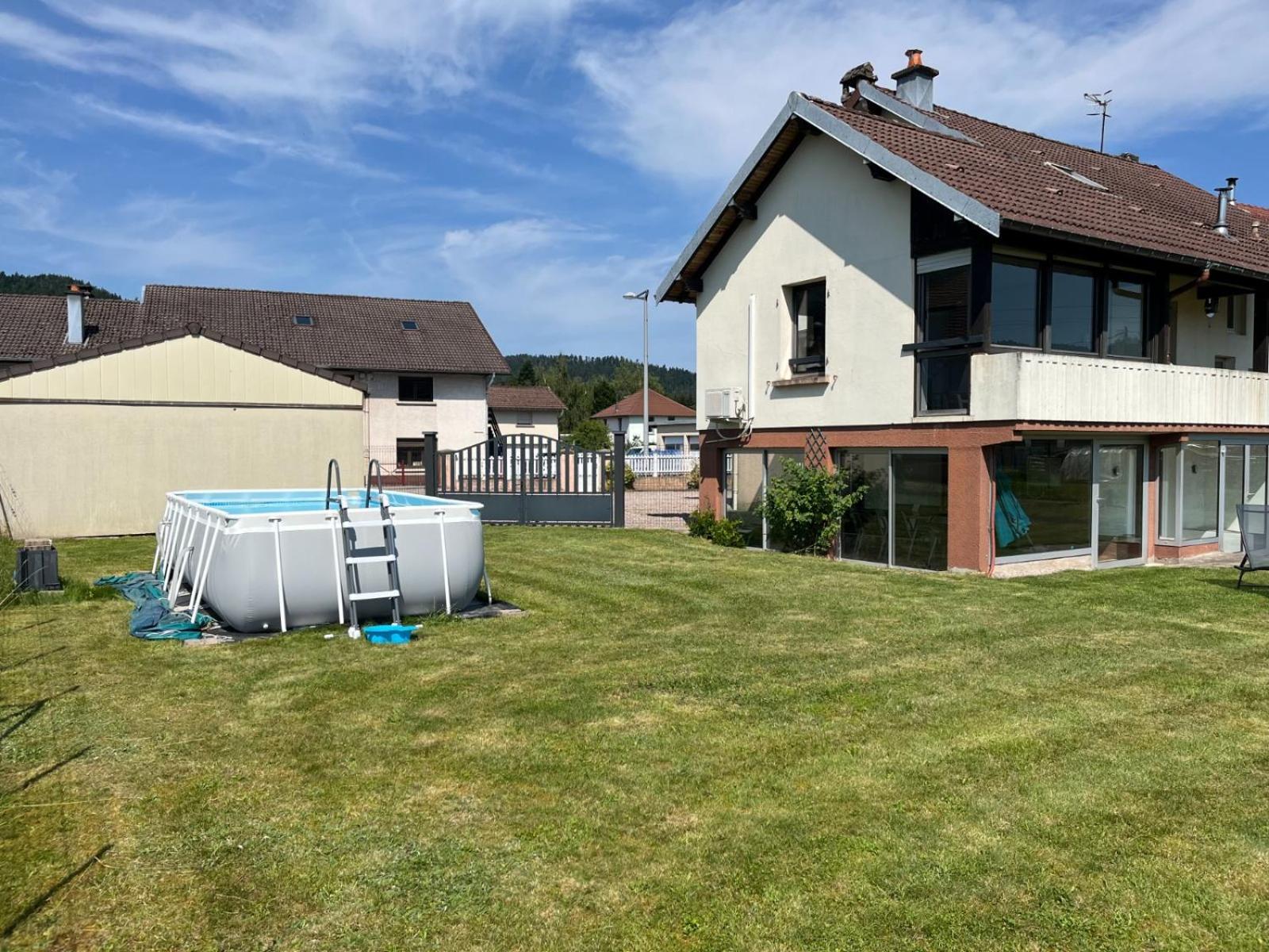 Gite 205 M2, 8Pers Piscine, Jacuzzi, Balneo Privatifs Vagney Zewnętrze zdjęcie