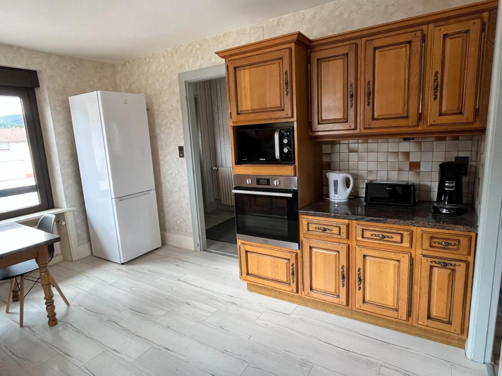 Gite 205 M2, 8Pers Piscine, Jacuzzi, Balneo Privatifs Vagney Zewnętrze zdjęcie